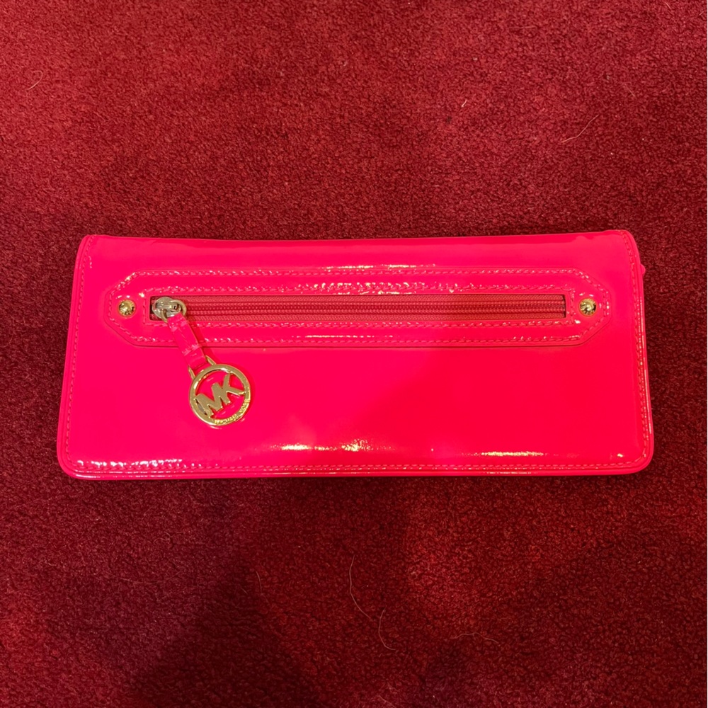 Hot pink patent leather vintage Michael Kors clutch